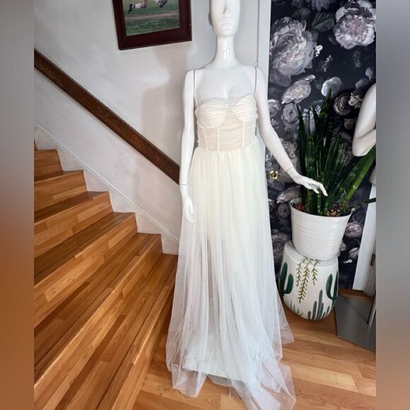 SAU LEE Bella Gown/ size 4 - Picture 5 of 8